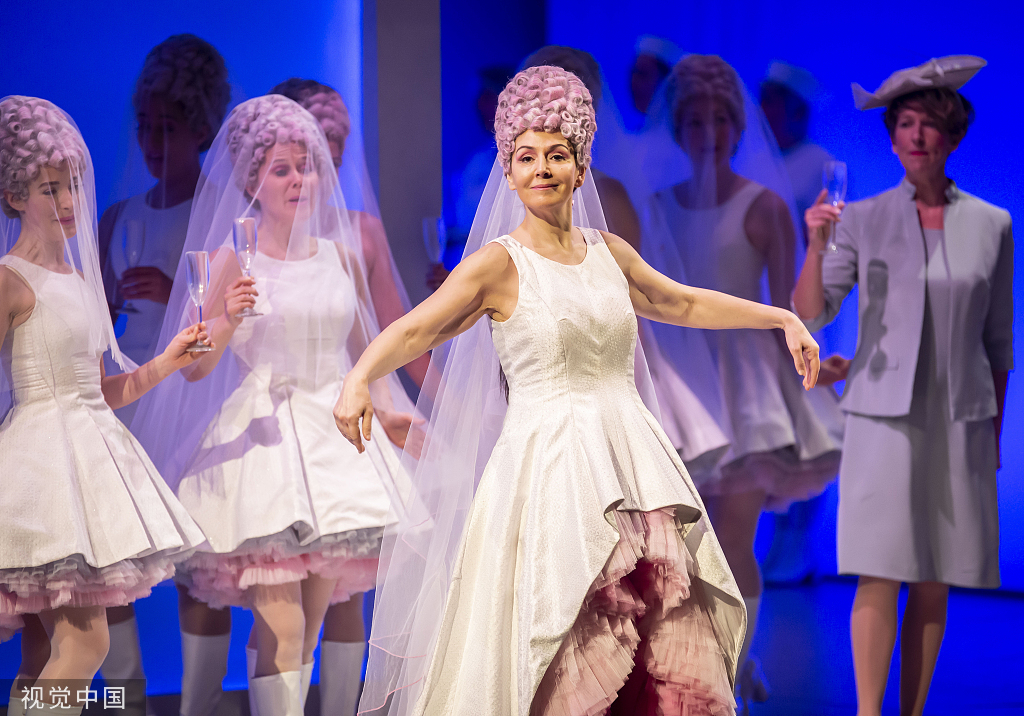 英国威尔士卡迪夫，威尔士国家歌剧院《蝴蝶夫人》进行排练演出