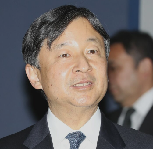 日本德仁天皇资料图(图片来源:女性自身)