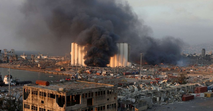 2020年8月4日，爆炸发生后的贝鲁特港。