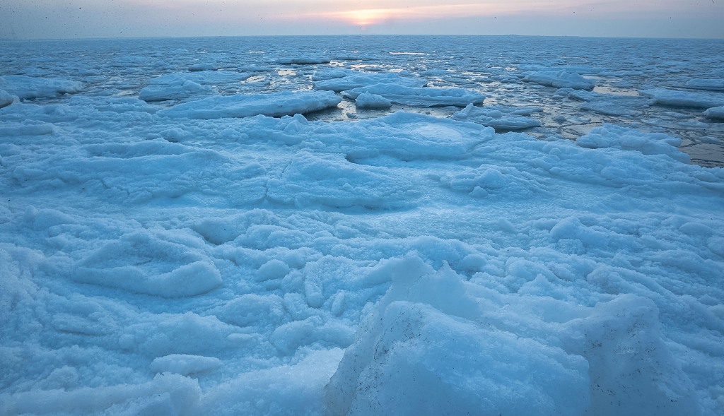 辽东湾海冰图片