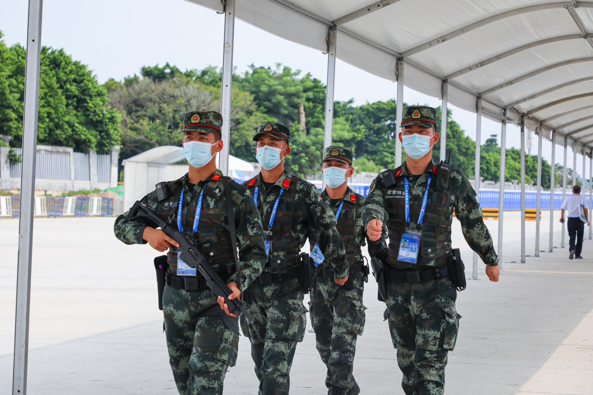 共赏蓝天盛会武警部队保障第十三届中国航展顺利举行