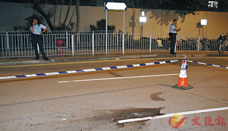 被告于1月8日在元朗投掷汽油弹纵火现场（图片来源：香港《文汇报》