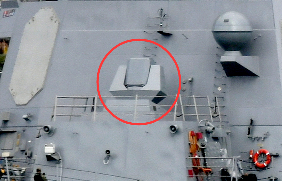 美国军舰上安装的激光定向能武器系统