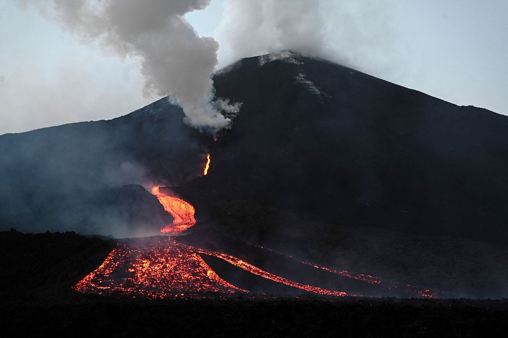 危地马拉帕卡亚火山喷发