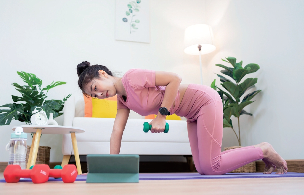 像胡琅,马志华一样选择居家健身的人越来越多.