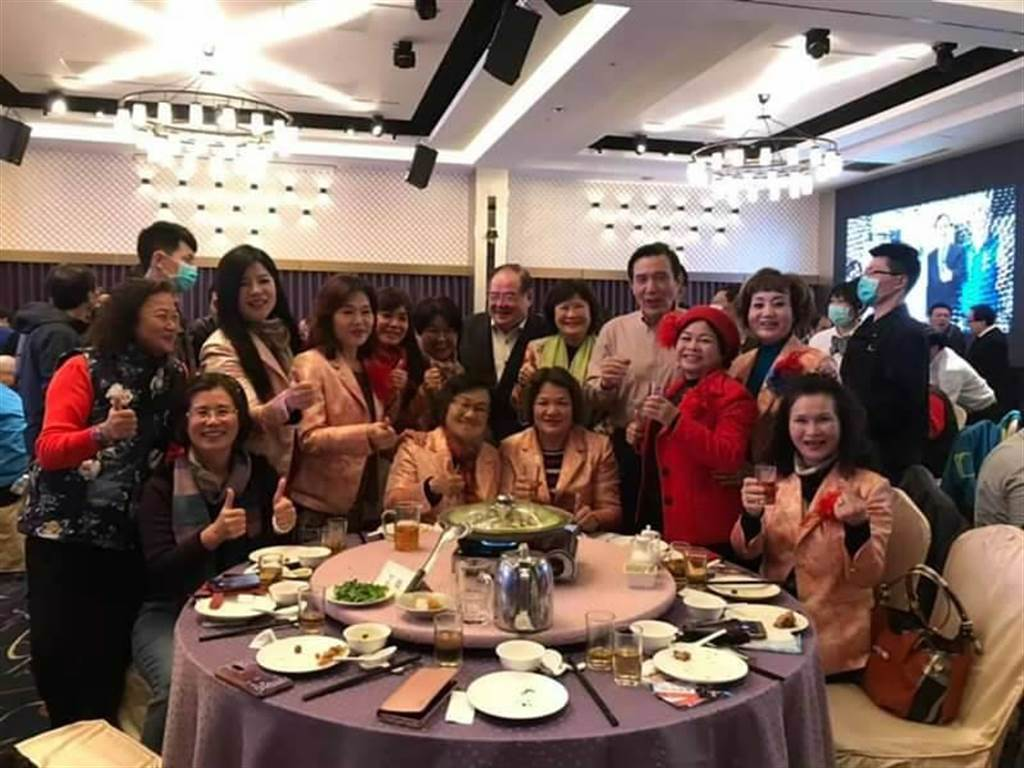 前国民党秘书长李乾龙邀党内人士举行餐会。（图片来源：台湾中时新闻网）