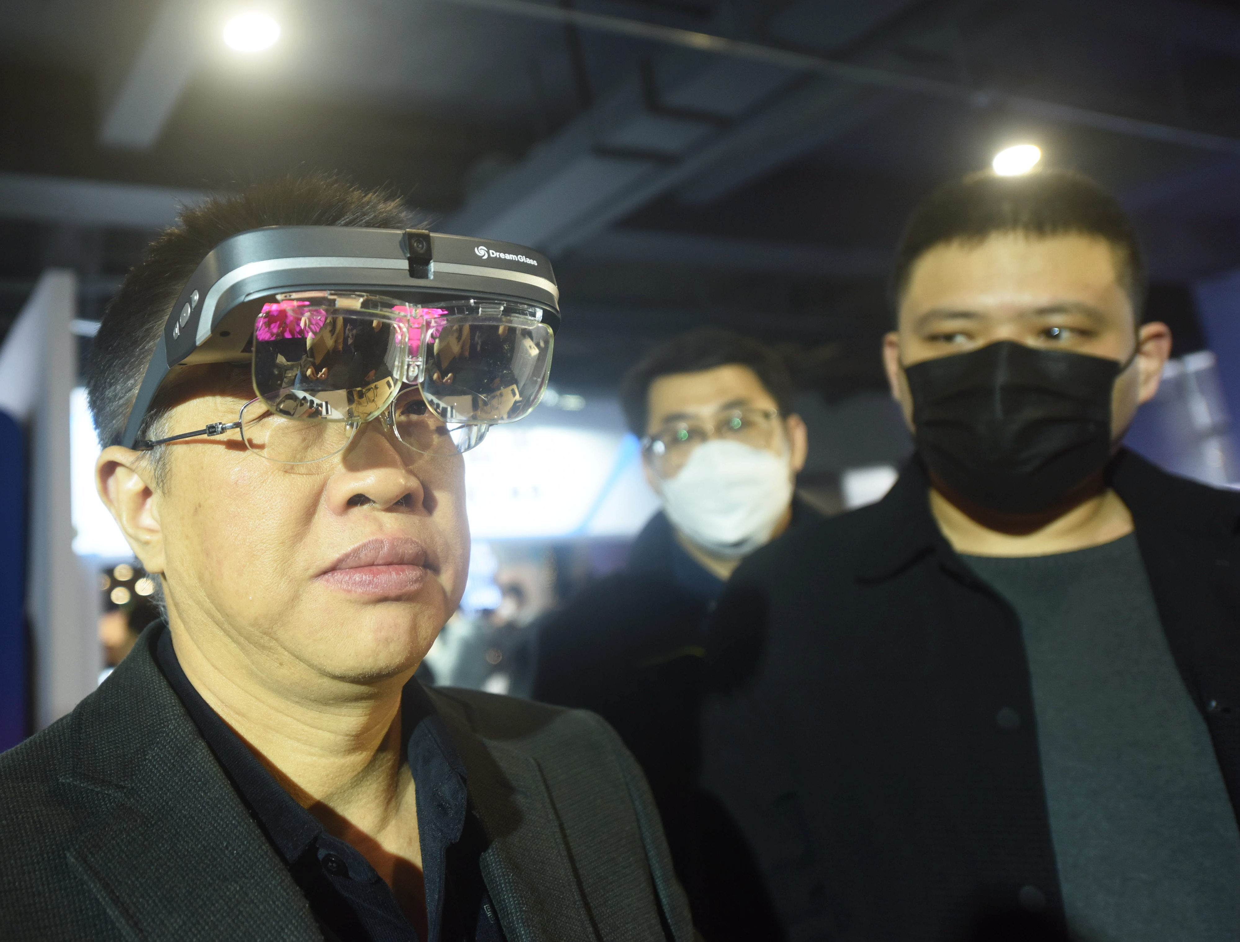 中国虚拟现实产业年会_中国虚拟现实产业发展报告