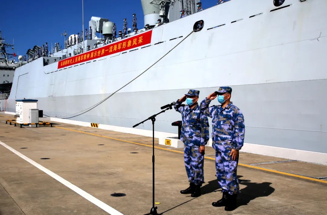 刚刚,海军第三十四批护航编队返回三亚军港!