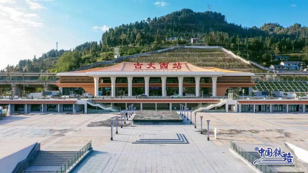 土家族苗族自治州吉首市,凤凰县及怀化市麻阳苗族自治县,引入怀化南站