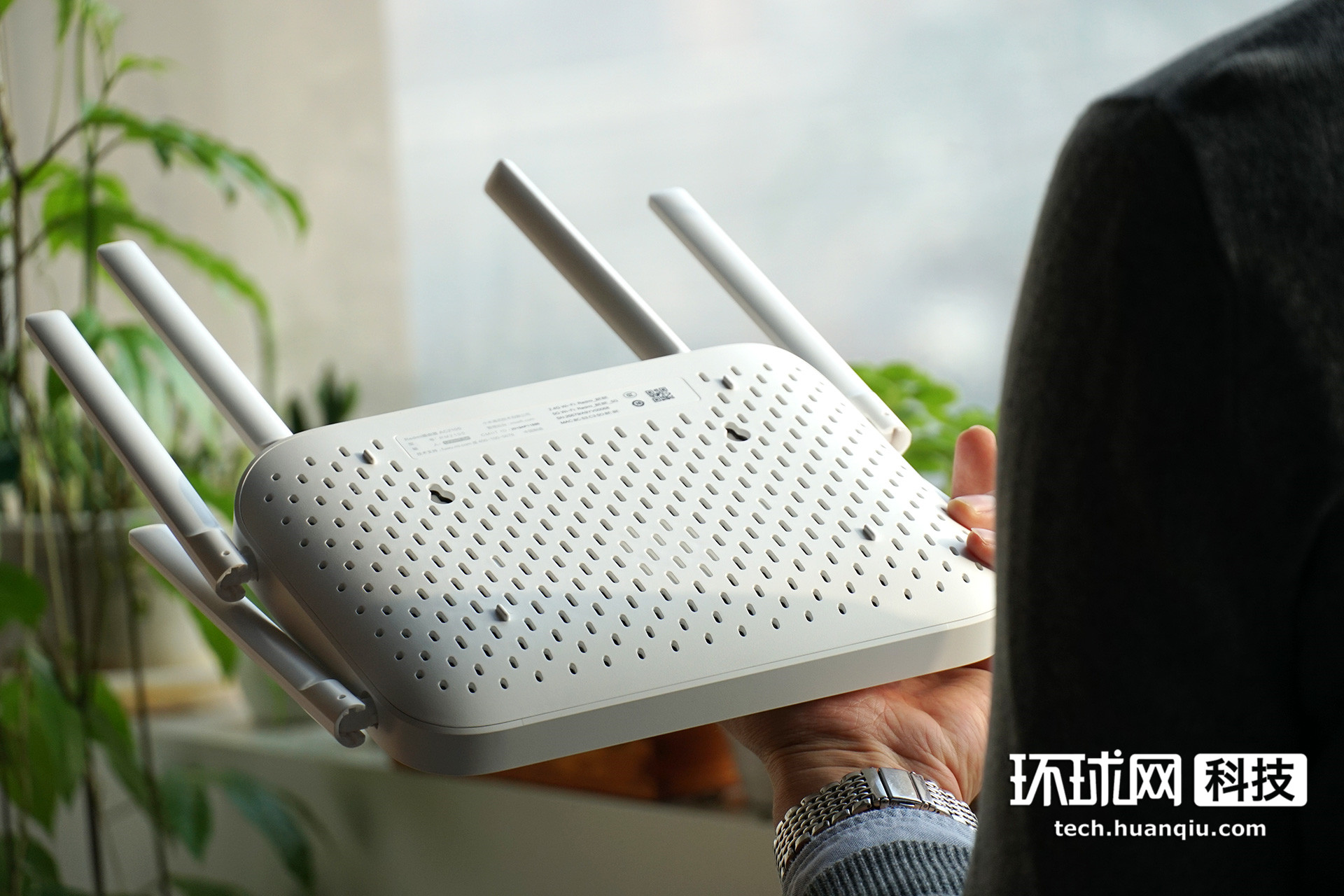 redmi路由器ac2100开箱六天线简单直接功能丰富对玩家友好