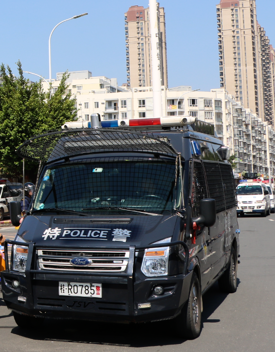 广西首台5g巡逻警车投入使用