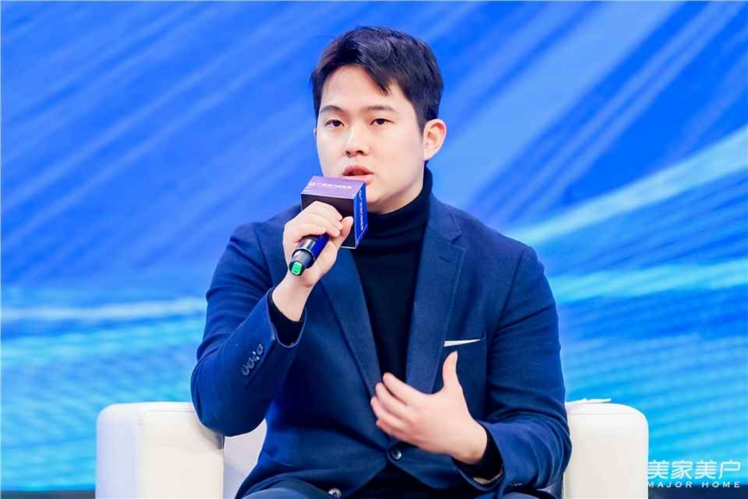 新标家居集团副总裁黄子烽