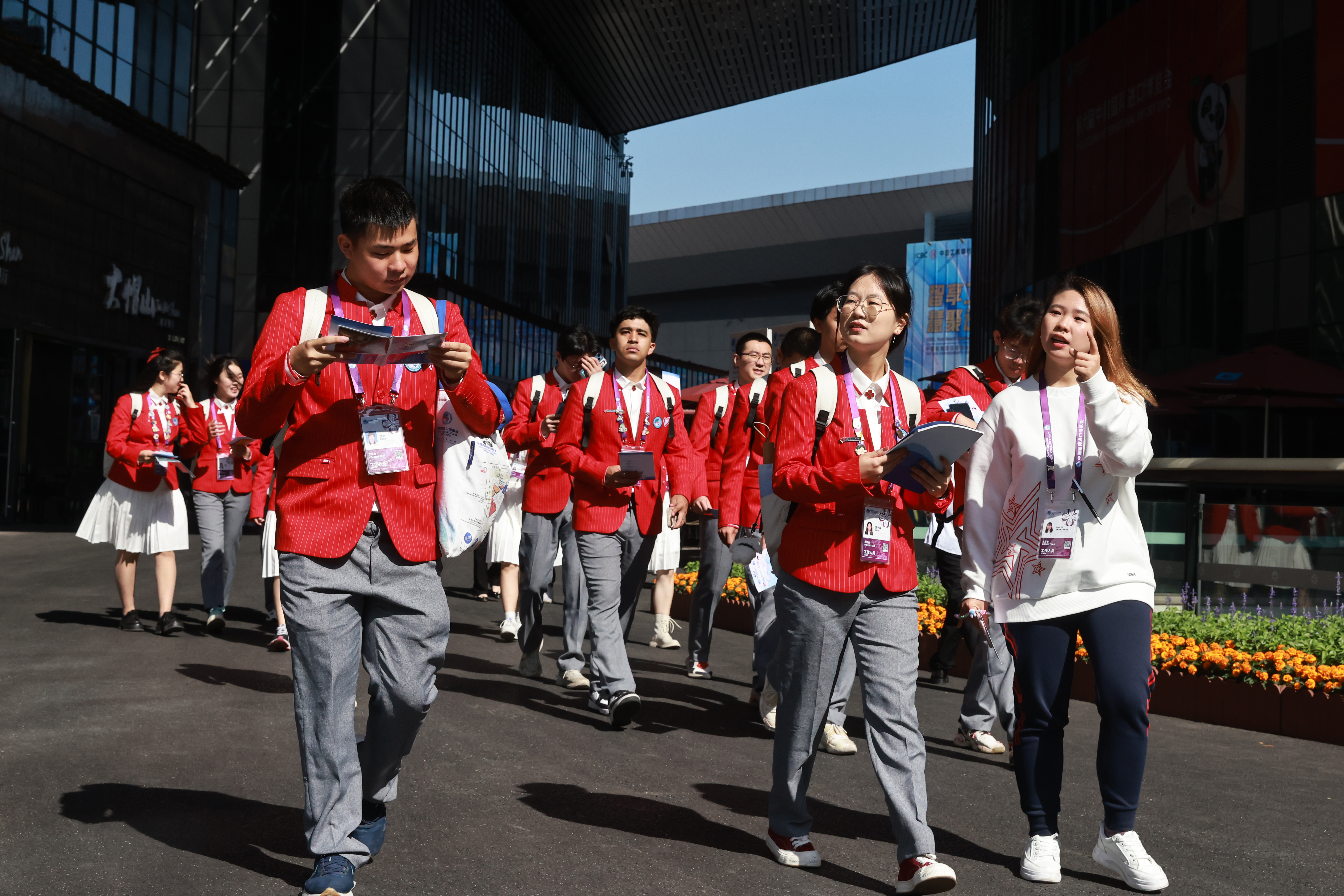 进博会志愿者岗前培训升级有小叶子说像高考前的三模
