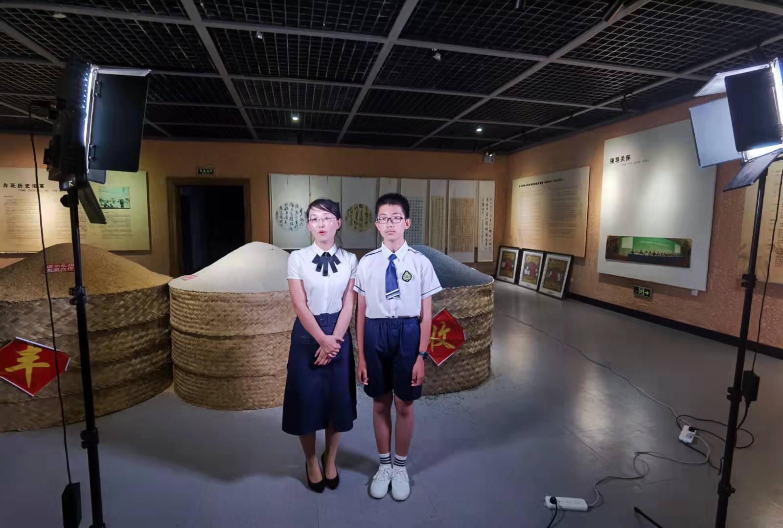 赵禹哲和妈妈赵春楠接受采访