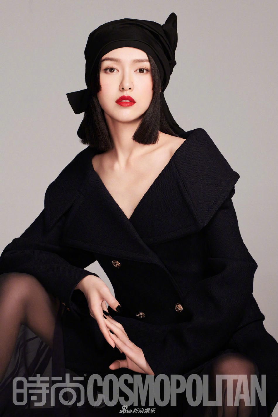 唐嫣红黑风时尚大片曝光02亮片红衣配黑色头巾化身摩登女郎