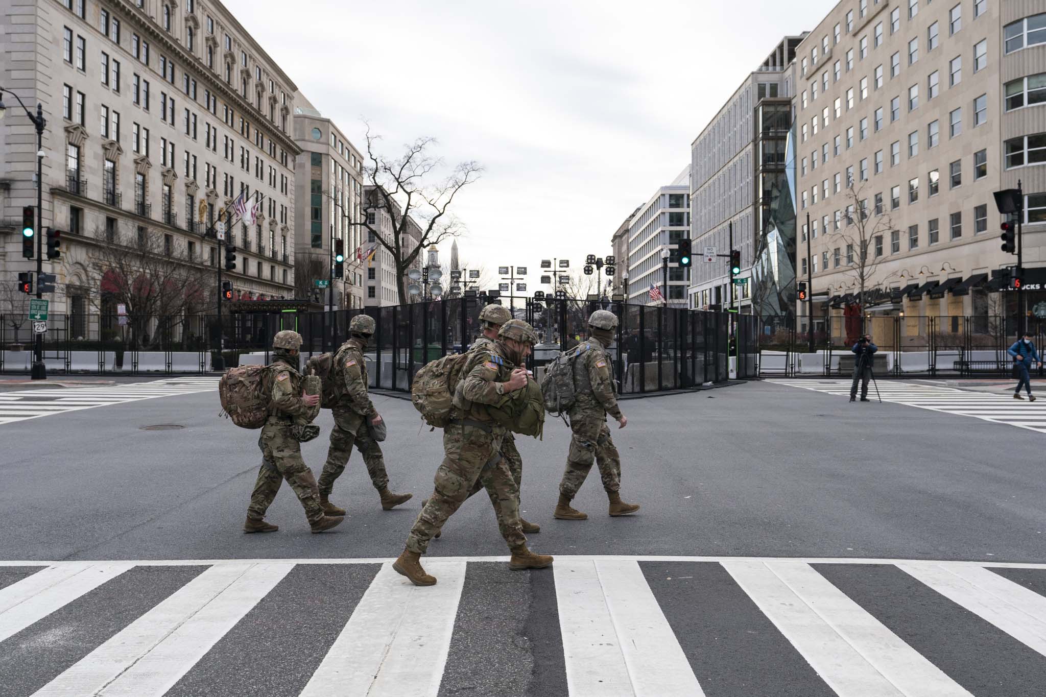 华盛顿特区内的警戒级别再次提升,就职典礼相关区域已经进入全面戒备