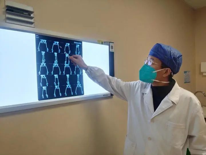 17岁“机车女孩”全身十多处骨折,妈妈:本以为这辈子就这么完了
