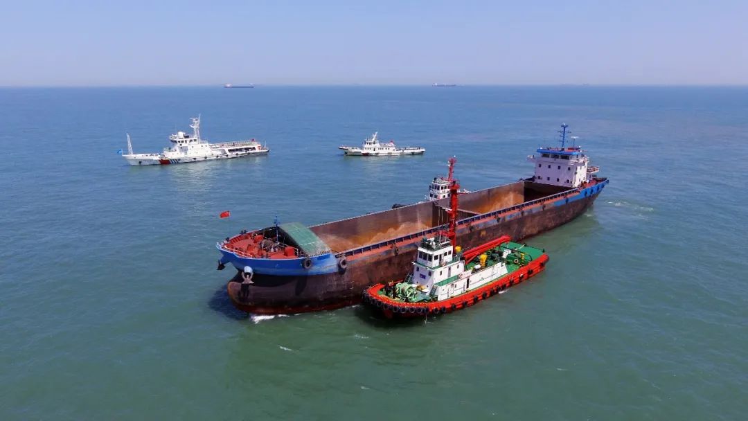 安全生产月首日浙江海事局组织开展内河船集中遣返行动