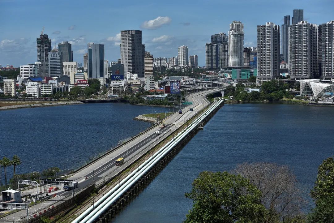 ▲ 2021年11月29日，新加坡和马来西亚之间陆地交通疫苗接种者旅游通道启动。