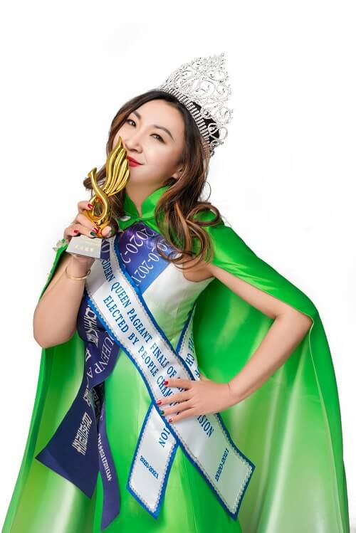 冠军:许菲芳(许曼芸)