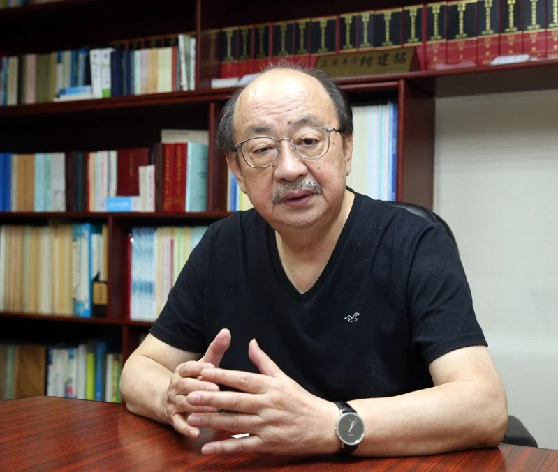 美国寄到台湾一包裹内发现毒品，台媒曝收件人为民进党立法机构党团总召柯建铭次子
