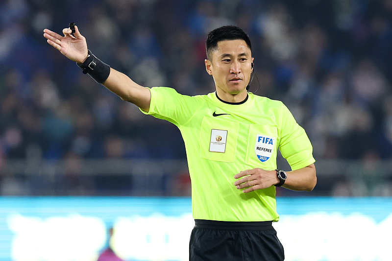 马宁领衔中国裁判组 将赴沙特执法亚冠c罗比赛