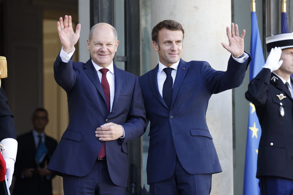 德国总理朔尔茨（左）与法国总统马克龙 图源：政治新闻网