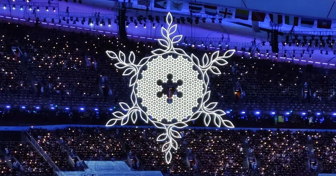 全世界的雪花都汇聚于此,2022北京冬奥会开幕式的火炬台由此而生