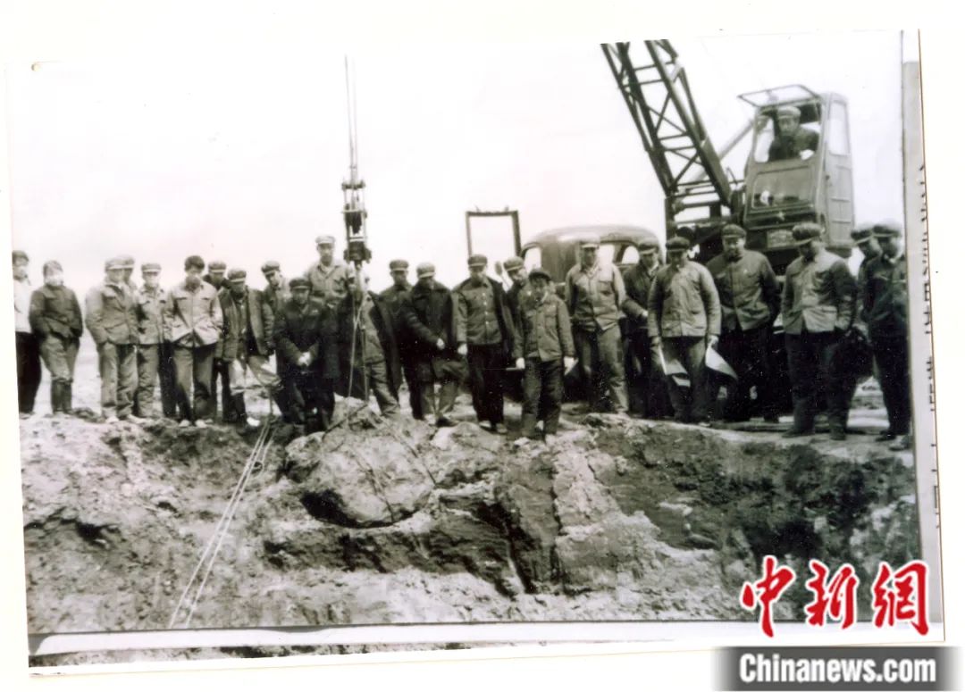 吉林一号陨石挖掘现场。吉林市陨石博物馆供图