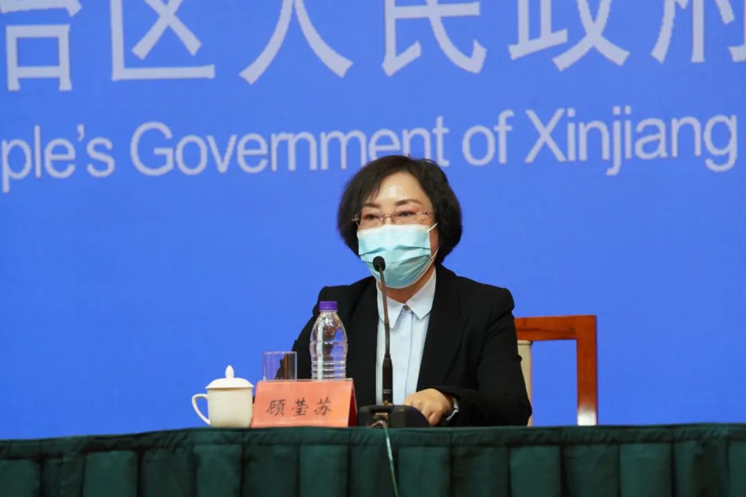 新疆31日新报告无症状感染者61例,其中疏附县46例,阿克陶县15例