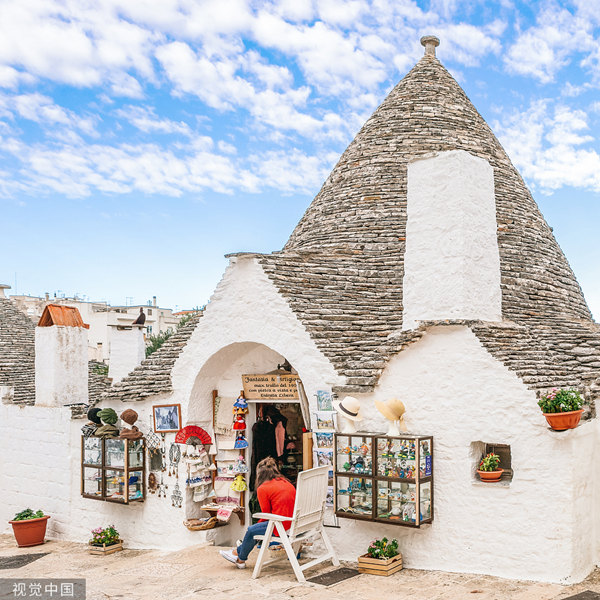 意大利阿尔贝罗贝洛 充满童话色彩的"蘑菇村"