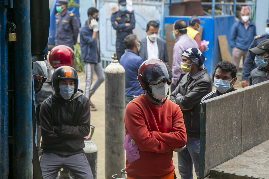 尼泊尔疫情亮红灯 累计确诊新冠超42万例