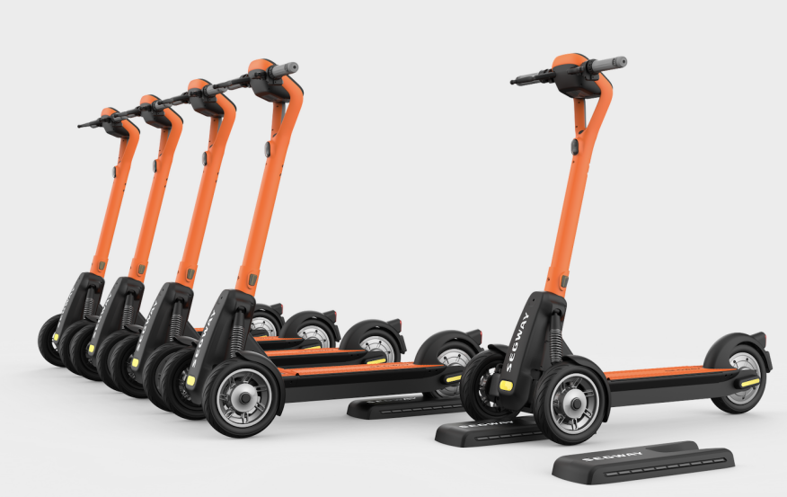 segway赛格威智能滑板车亮相第四届进博会助力低碳出行新发展