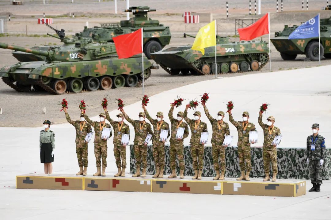 国际军事比赛2021中国库尔勒赛区闭幕中国参赛队包揽3个项目所有金牌