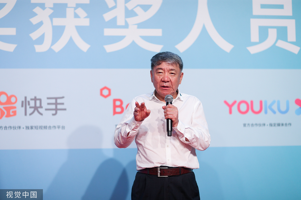 导演郑晓龙 图源 视觉中国