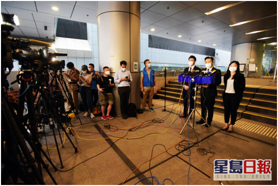 警方说明案情。（图片来源：香港《星岛日报》）