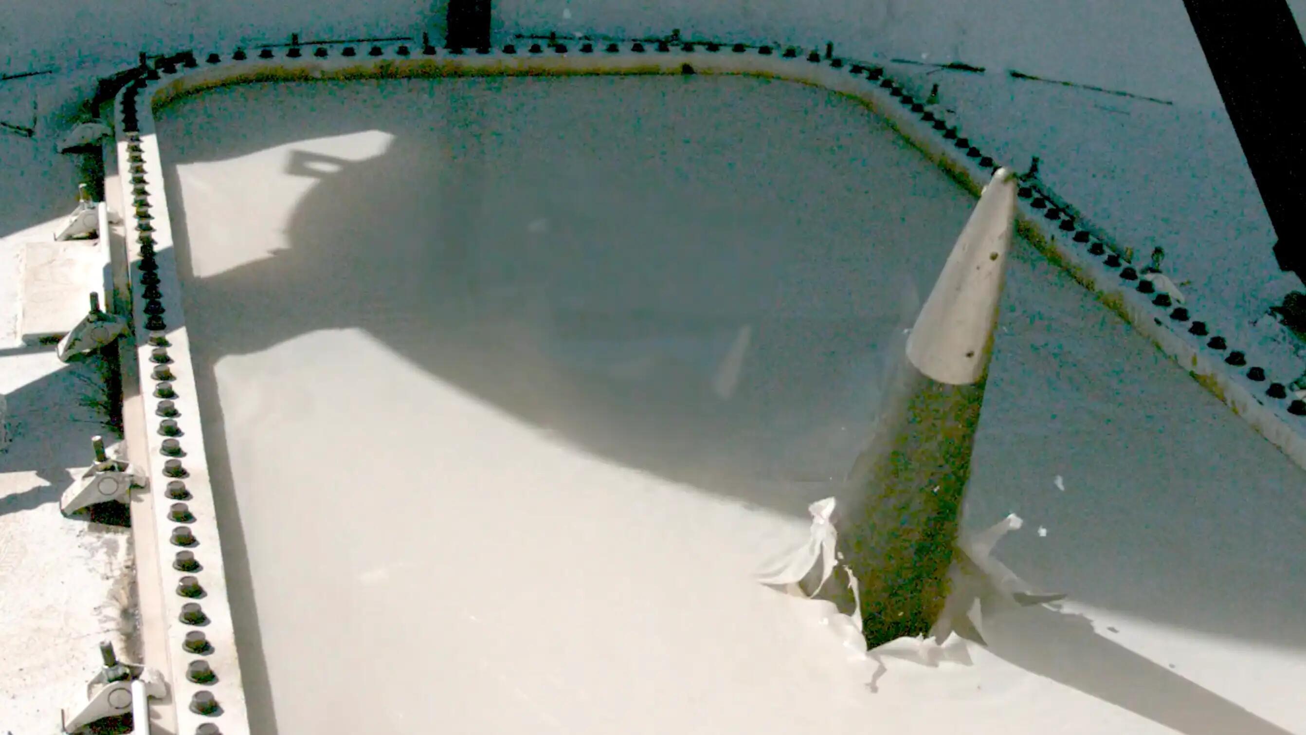 �����ﴩ�Ʒ���Ͳ������Ĥ��˲��