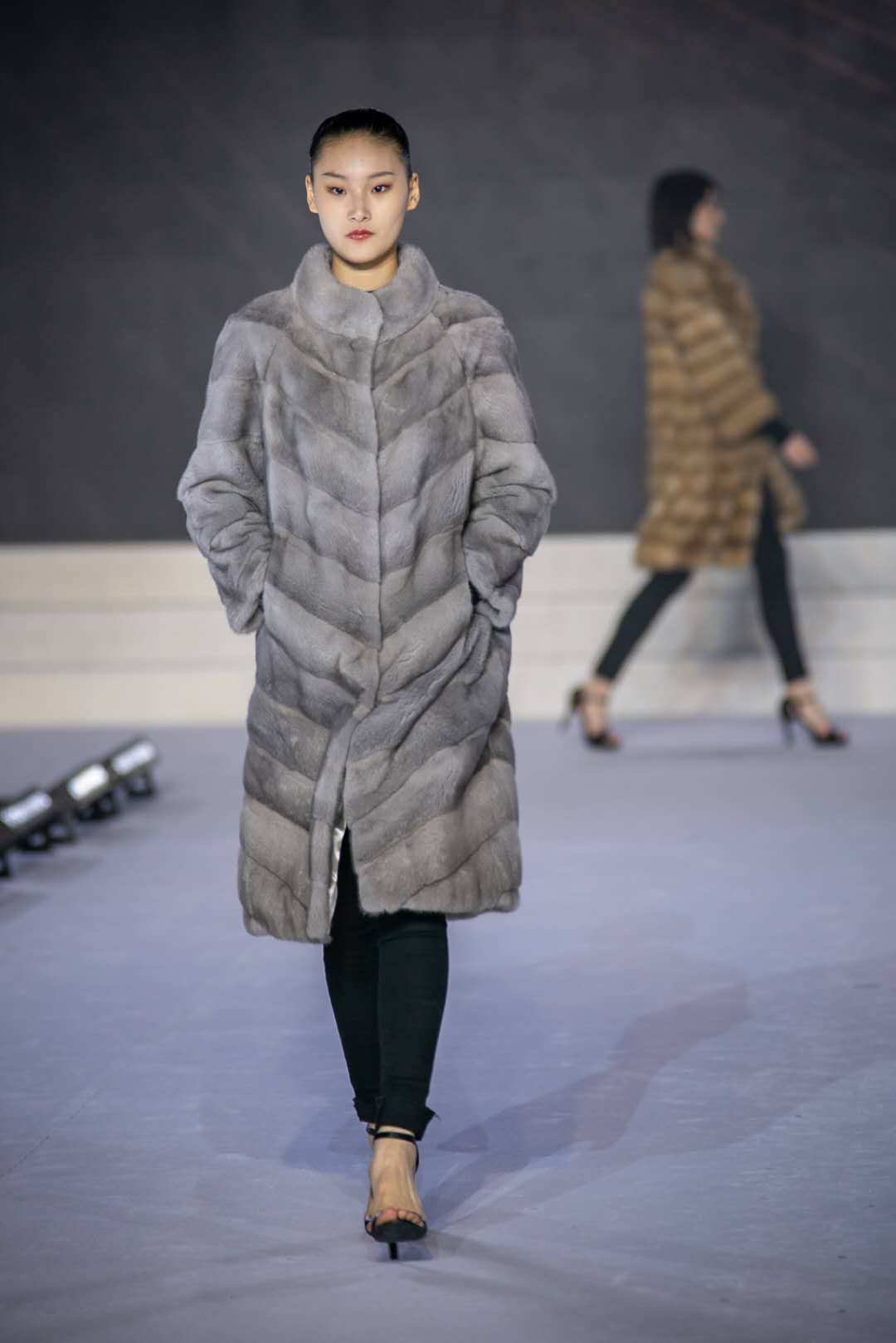 2020裘都杯中国裘皮服装创意设计大赛总决赛及颁奖盛典展示裘祖文化