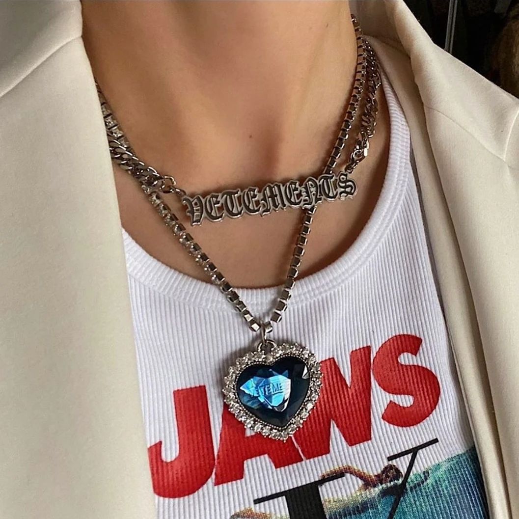 vetements 2020新款,设计灵感就是为了致敬《泰坦尼克号》中的"海洋之