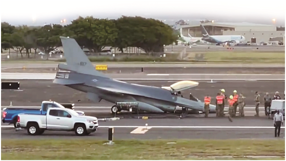 2022年6月，台湾一架F-16在夏威夷因故障迫降。