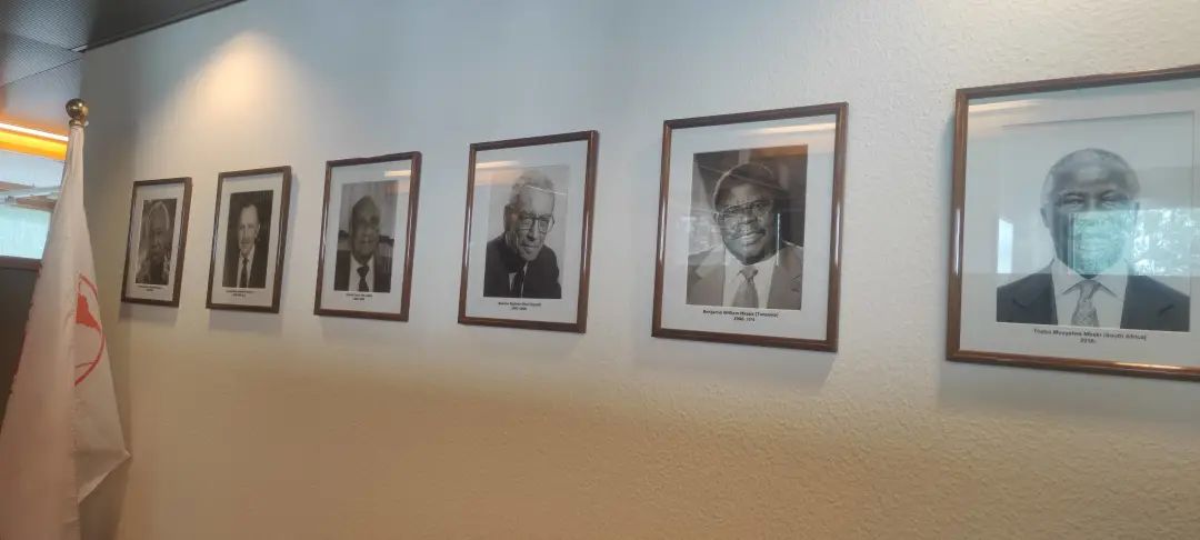 历任南方中心董事长