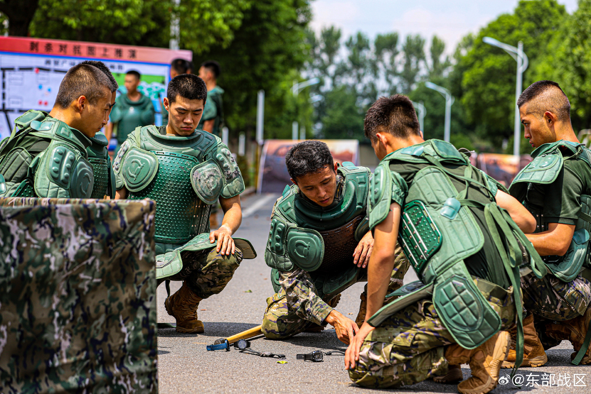 武警第二机动总队图片