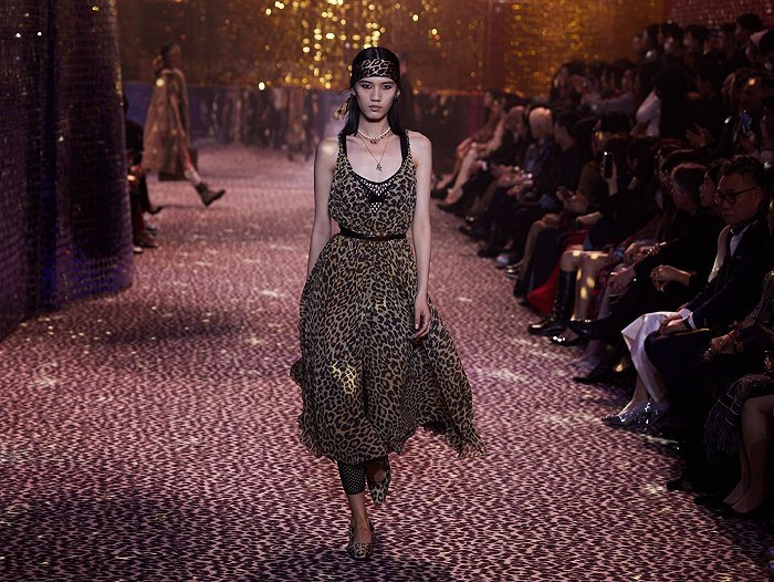 dior这场上海大秀让我们嗅到了哪些信号