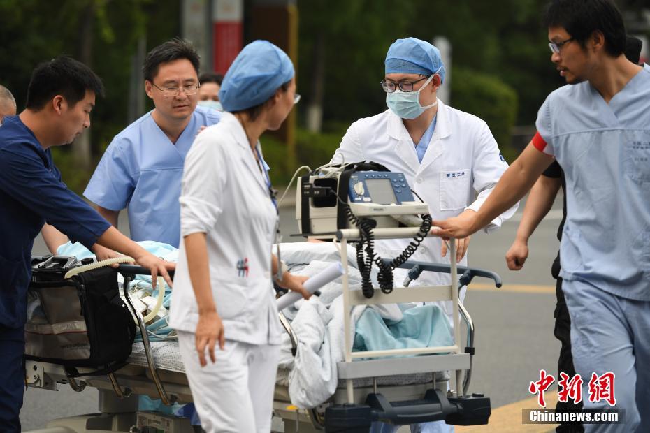 浙江温岭8名危重伤员转杭州治疗 还需闯休克、感染等关