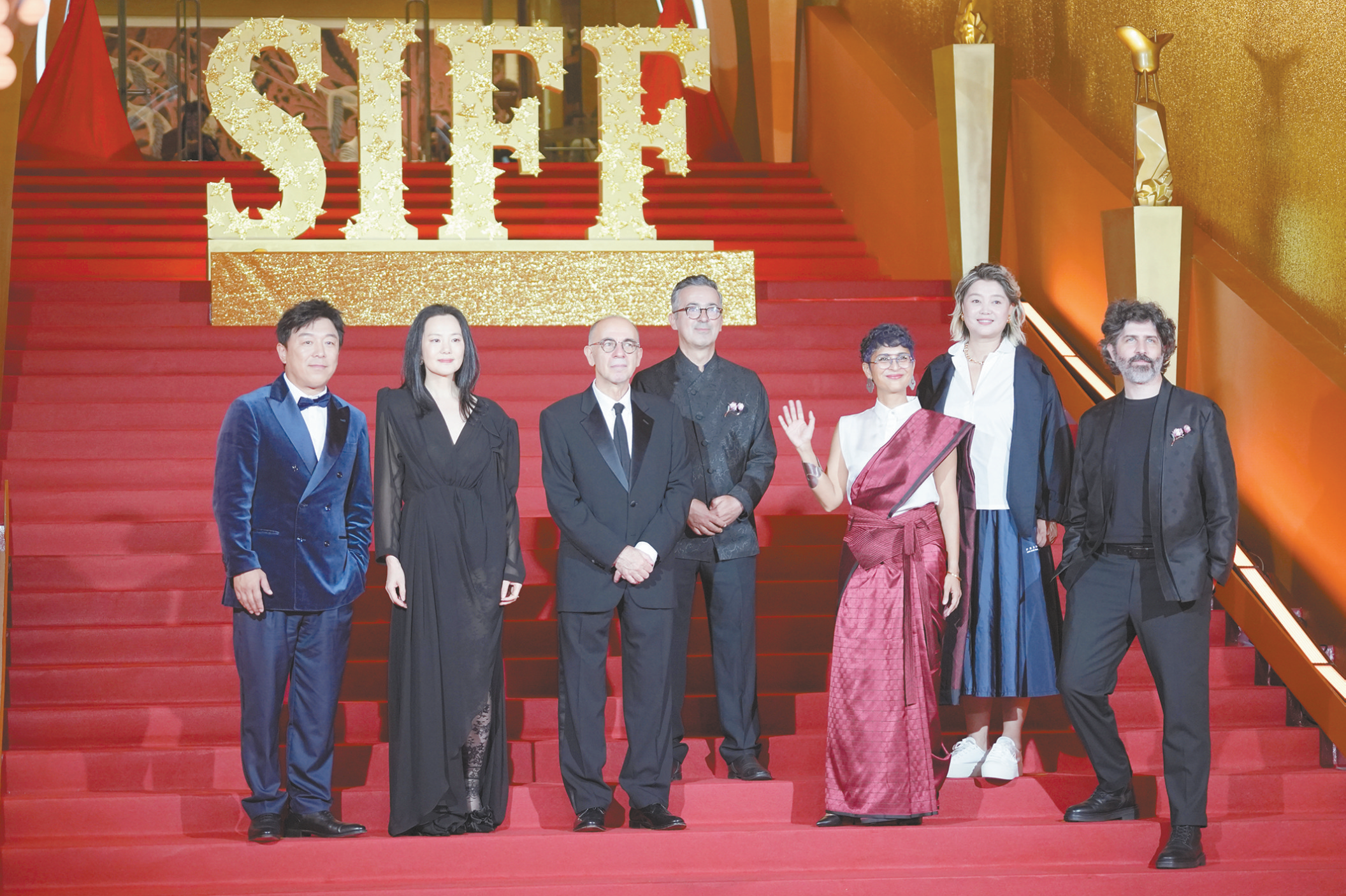 上海电影节金爵奖评委亮相。陆婷摄