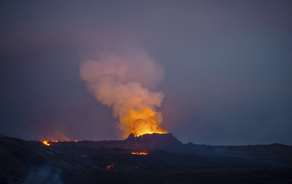 火山背景图图片