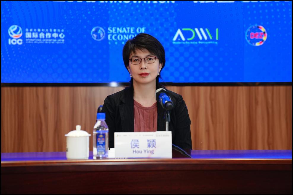 北京市顺义区人民政府副区长侯颖