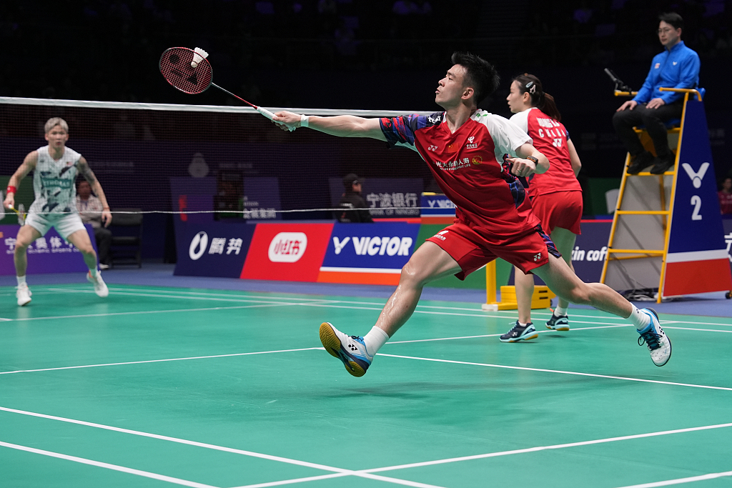 2024年4月10日,浙江宁波,2024羽毛球亚锦赛混双首轮,郑思维/黄雅琼2-0