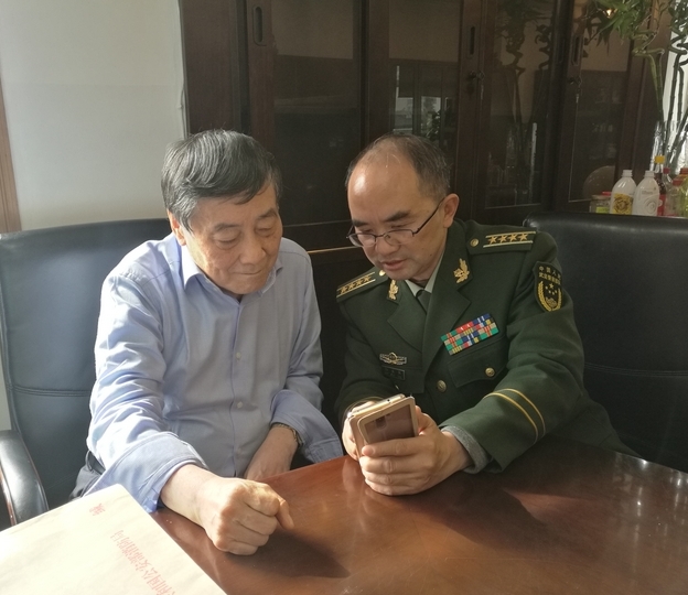 2017年11月27日，郭水华赴杭州与娃哈哈集团董事长、“全民消防我代言”公益使者宗庆后交流，洽谈平安文化与品牌特质融合意向。