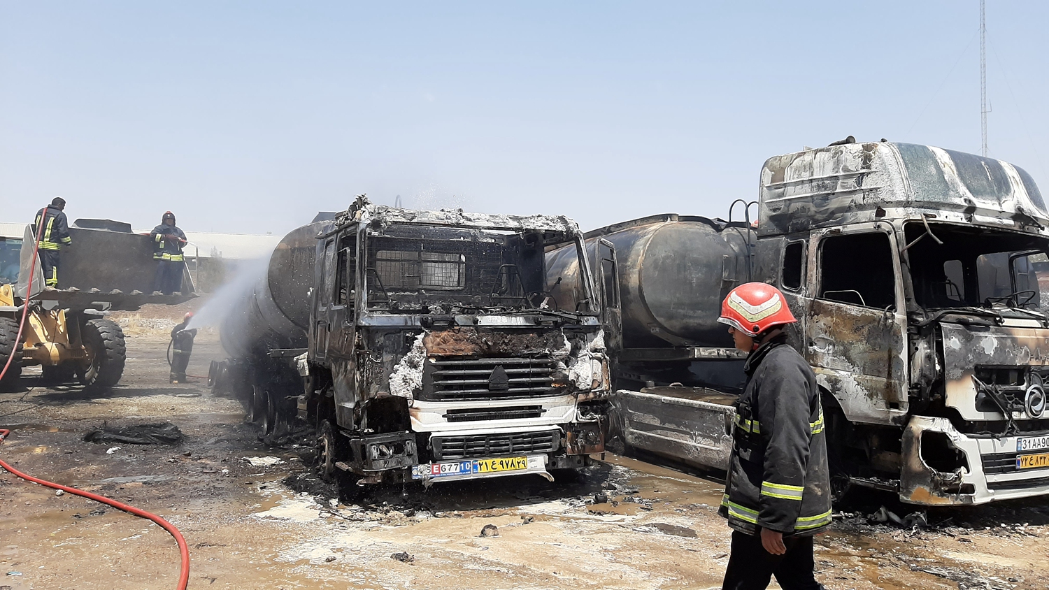 伊朗西部一工业园区油罐车爆炸